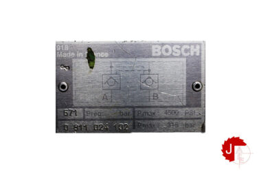 BOSCH 0 811 024 102 Check valve