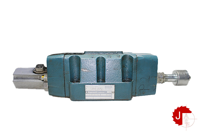 Manufacturer: BOSCH Type: Servo Control Valve Model: 0811404222 Type of Actuation: Electrically Max. Pressure: 350 bar Voltage: 24 VDC Hydraulic Connection: Sub Plate