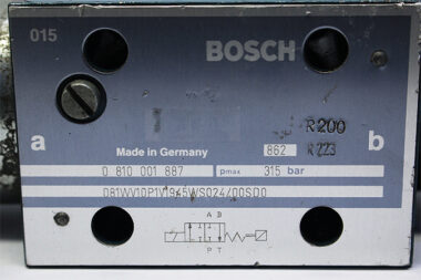 BOSCH 0 810 001 887 DIRECTIONAL CONTROL VALVE 081WV10P1V1945WS024/00SD0