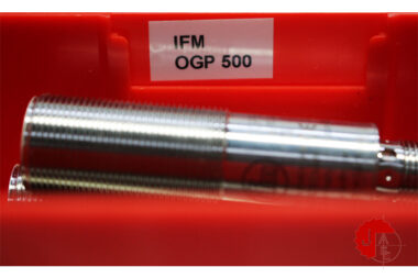 IFM OGP500 Retro-reflective sensor OGP-FPKG/US100