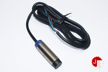 Telemecanique XS2M18PA370 Inductive sensor