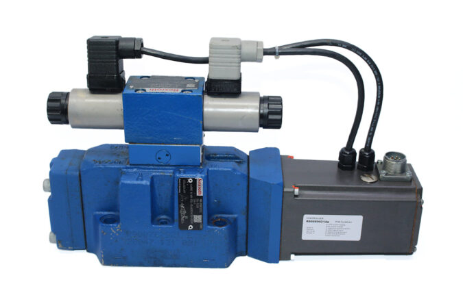 REXROTH R900972654,4WRAP 6 W7-04-30=G24K4/M=00 PROPORTIONAL DIRECTIONAL VALVE R900732593